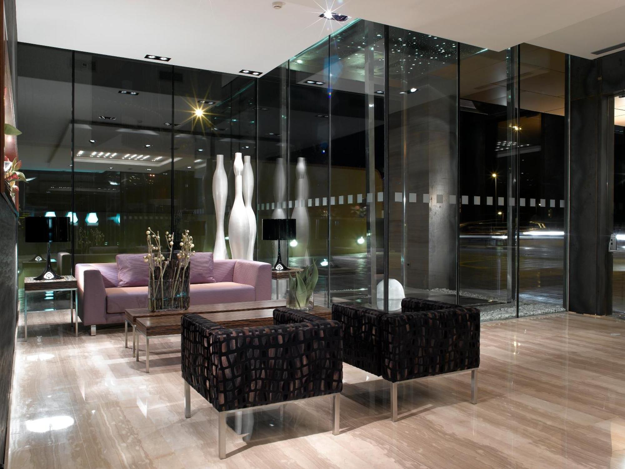 Hotel Macia Real De La Alhambra — Fotos 1